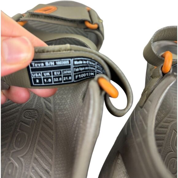 Teva Green F10013K Back Strap Sandals Boys 2 - Picture 9 of 9